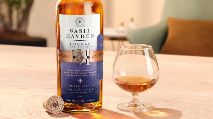 Le nouveau Basil Hayden Bourbon de Jim Beam a été vieilli dans des fûts de cognac de 25 ans