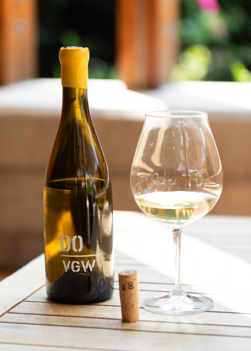 Les fondateurs de 00 Wines sont entrés dans l’industrie sans aucune expérience en vinification. Aujourd'hui, leurs vins comptent parmi les bouteilles les plus convoitées de l'Oregon.