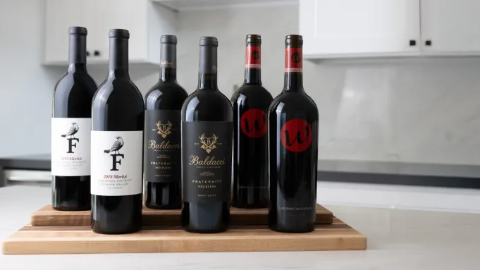 Notre Napa Valley Wine Club expédie 3 rouges stellaires ce mois-ci : voici comment obtenir le vôtre