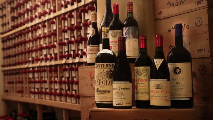 Cette impressionnante collection de vins remplie de RDC et de Bordeaux rares pourrait se vendre aux enchères pour 1,5 million de dollars