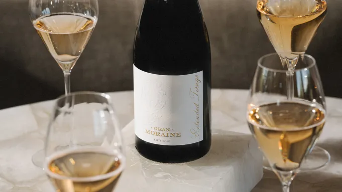 Déplacez-vous, champagne : le vin mousseux américain ultra-vieilli est là