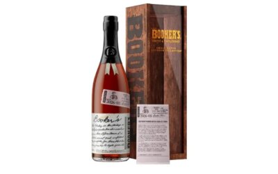 L'excellent New Booker's Bourbon de Jim Beam est l'un des plus anciens et des plus forts depuis des années