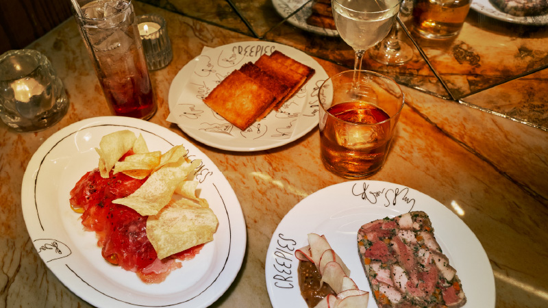 À Chicago, un bistro d'un an avec une tendance typique du Midwest nommé Creepies est acclamé par la critique. Et ils ne font que commencer.